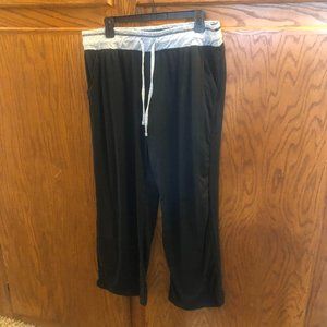 Sweats Stright Leg Gray and Black LYCY XL New with Tags